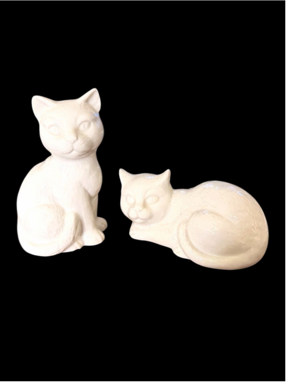 Vintage Ceramic Cat Figurines Set – 5” Sitting & Lying Cats – Cottagecore Decor - Picture 11 of 12